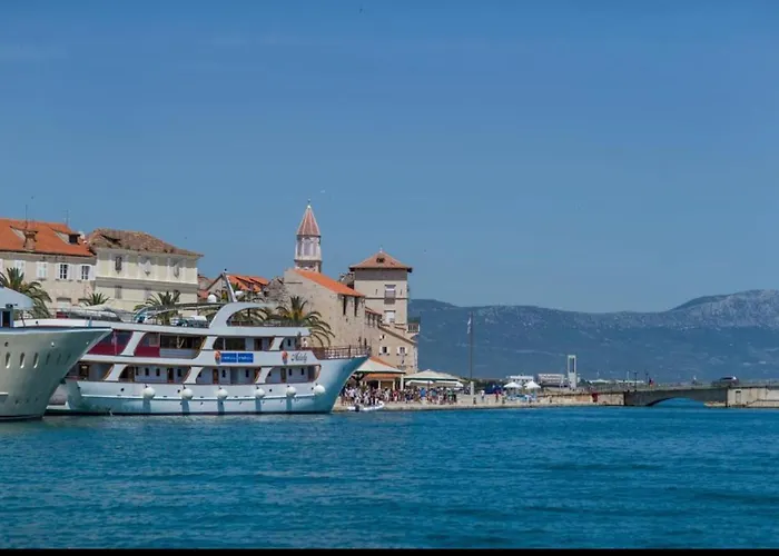 Aristia Seget Vranjica
